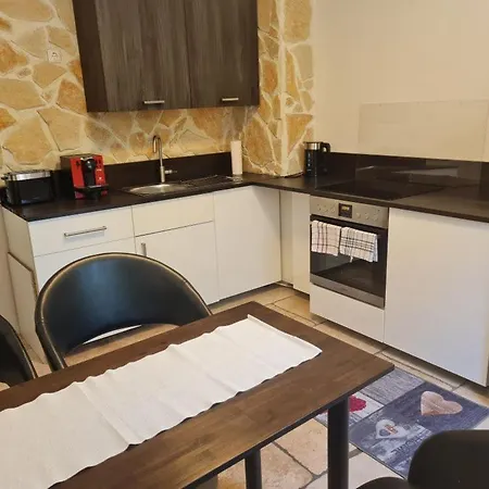 Super Schoene Monteurunterkunft, Handwerkerwohnung, Naehe Hanau Und Frankfurt アパート *